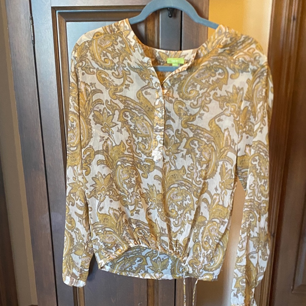 Tristan Gold and Cream Paisley Button Down Shirt